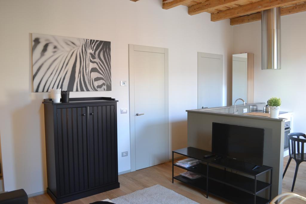 Apartamento Porta 22 Charme&Relax Bérgamo Exterior foto