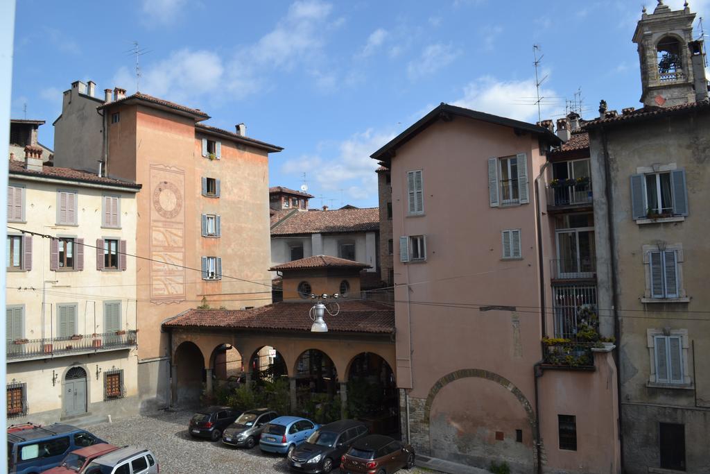 Apartamento Porta 22 Charme&Relax Bérgamo Exterior foto